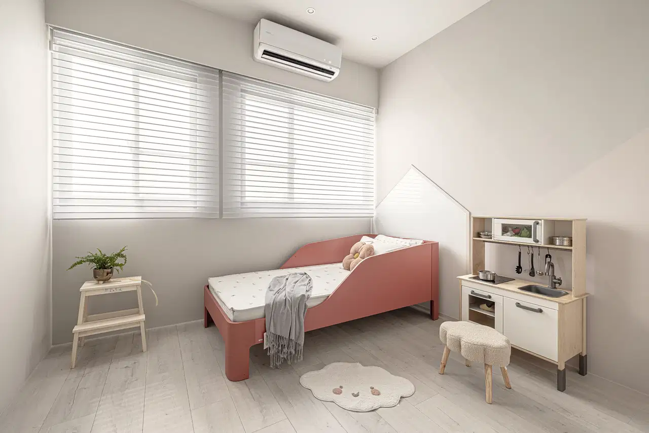 Qiu Residence Self-Build 16