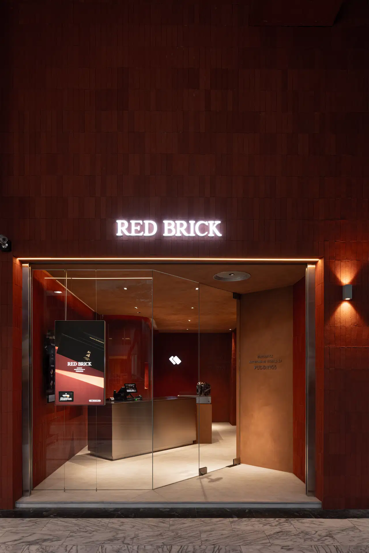 Red Brick Pudding East 18